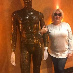 Meet your Posher, Gisela